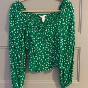 Green H&M top